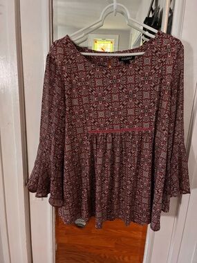 Roz & Ali Burgundy Floral Medallion Peasant Tunic